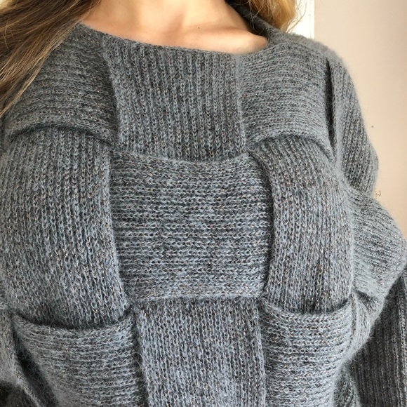 Solddd Outtt - Picture 3 of 5